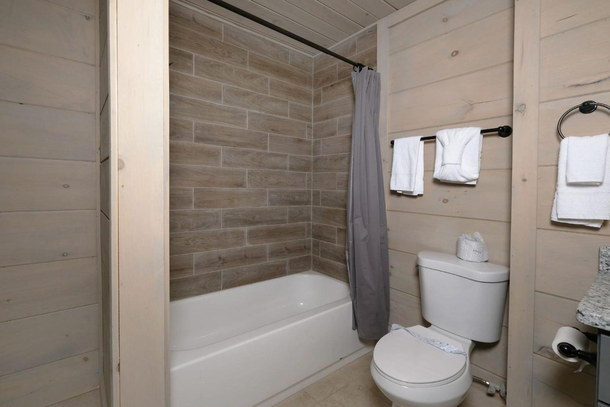 גטלינבורג Rocky Top Lodge מראה חיצוני תמונה
